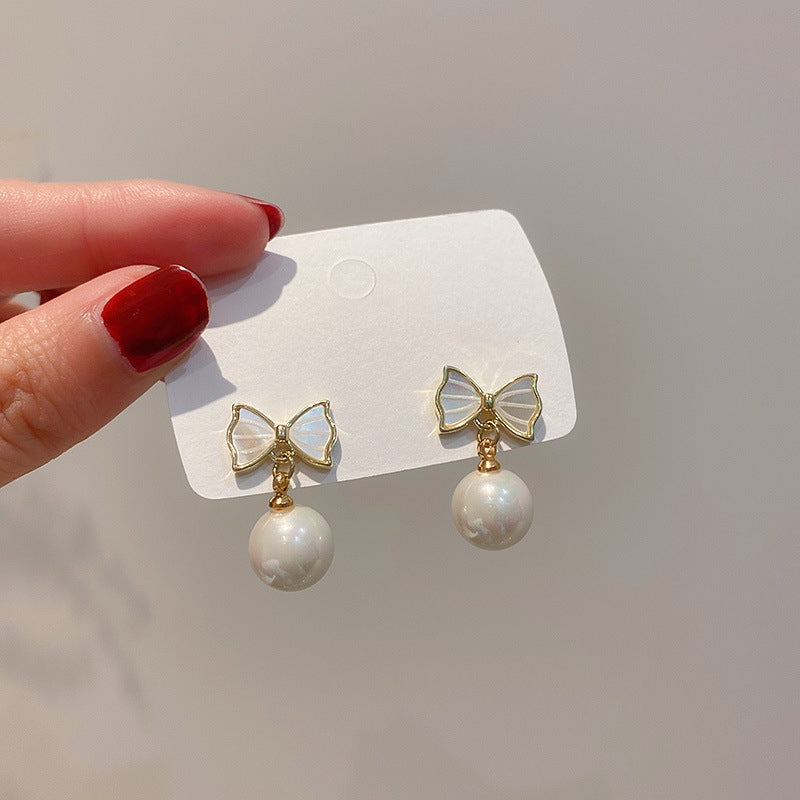 Pearl Stud Earring