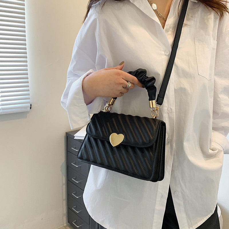 Chain Shoulder Bag