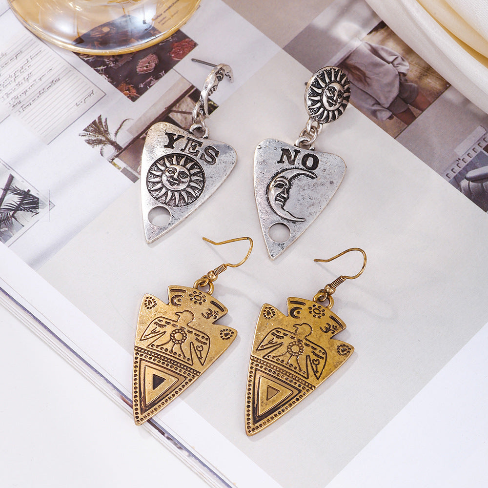 Antique Eardrop